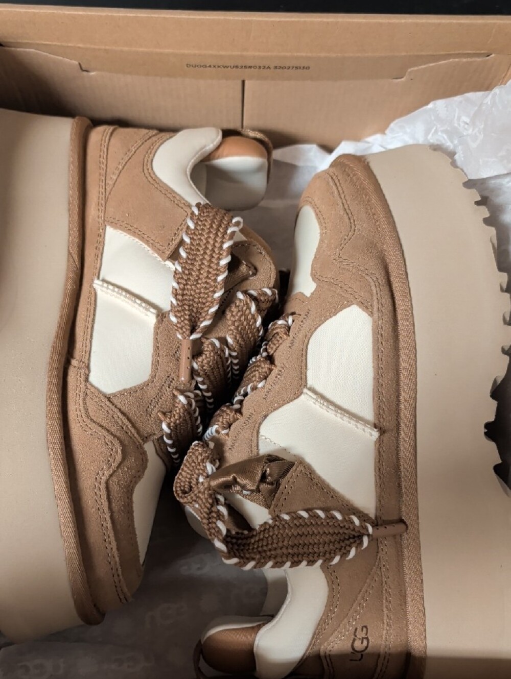 UGG Astromel Chestnut Platform Sneakers Size 8 Like New/Box MSRP $160 - Picture 12 of 13